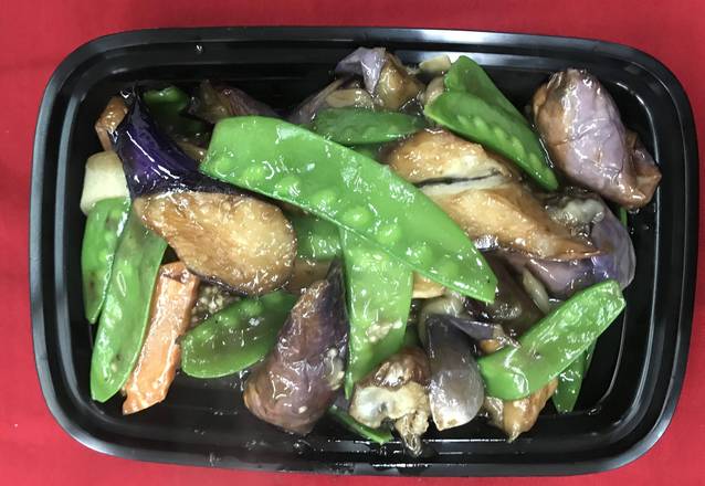 226- Braised Eggplant & Snow Peas with Spicy Sauce 红烧茄子雪豆